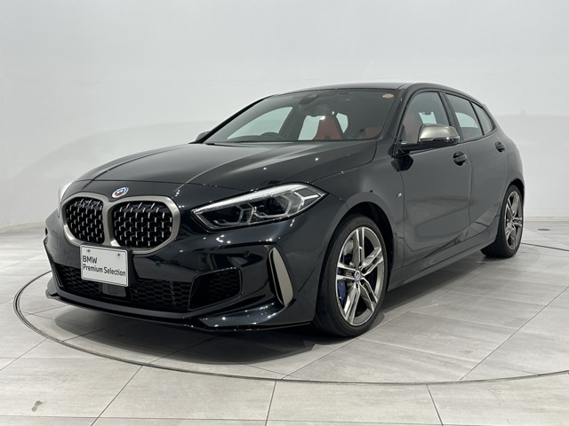 1シリーズM135i xドライブ 4WD