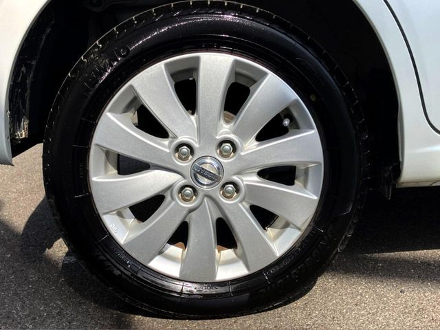 �������A���~!�������������ă��f���ʂɃf�U�C������Ă��܂��B�������S����K�ɍ������ʂ𔭊�����u�z�C�[���R�[�e�B���O�v�̎{�H����t��!���C�y�ɒS���c�Ƃ܂ł����k���������B