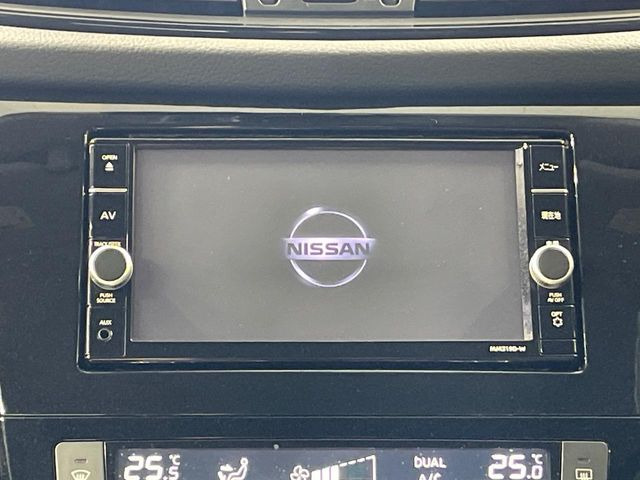 エクストレイル2.0 20Xi