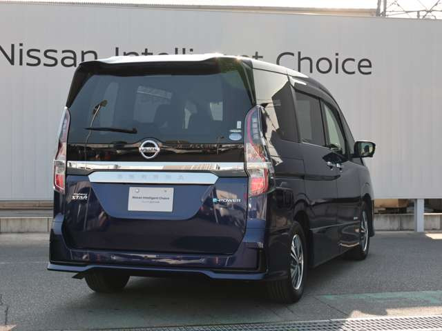 セレナ1.2 e-POWER ハイウェイスターV