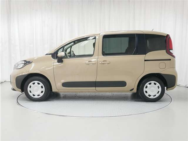 シエンタハイブリッド 1.5 G E-Four 4WD