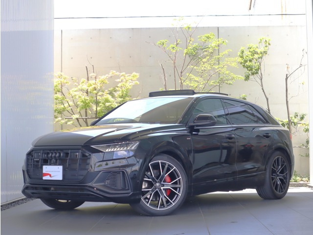 Q855 TFSI クワトロ Sライン 4WD