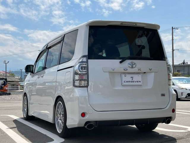 ヴォクシー2.0 ZS G’s