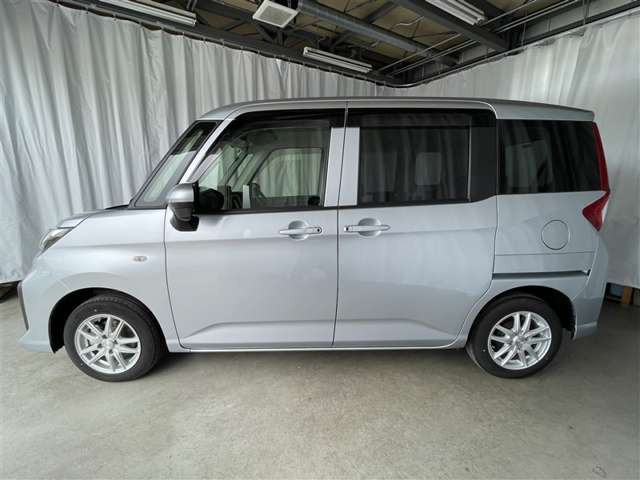 ルーミー1.0 X 4WD