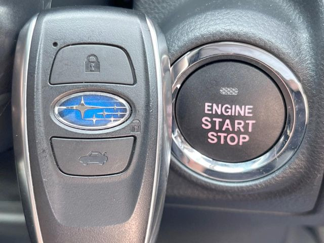 �y�A�N�Z�X�L�[&�v�b�V���X�^�[�g�z�J�o����|�P�b�g�ɓ��ꂽ�܂܂ł��h�A�̎{���E�������\�ȃX�}�[�g�L�[�𑕔��B�G���W���̃I���E�I�t�����J�M�����o���K�v�������A�{�^�����v�b�V�����邾����OK��