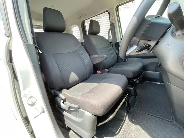 �^�]�Ȃ܂��ɂ͏\���ȃX�y�[�X������A�啿�ȕ��ł��������^�]���Ă�����������ł��B
