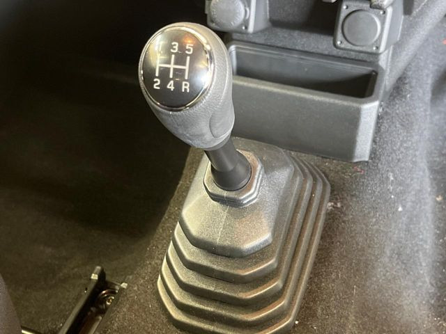 ジムニーノマド1.5 FC 4WD