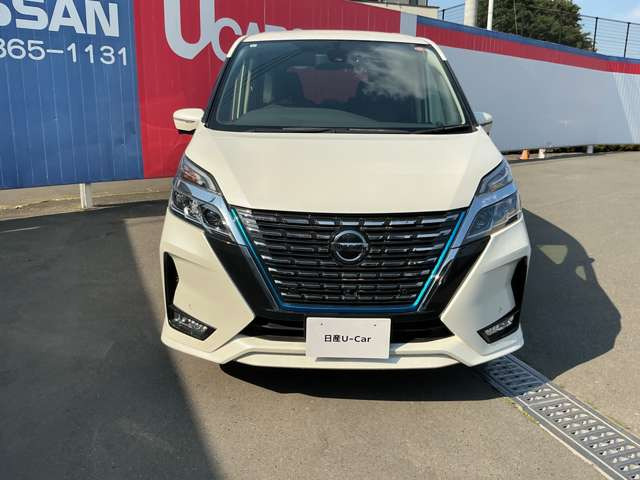 セレナ1.2 e-POWER ハイウェイスターV