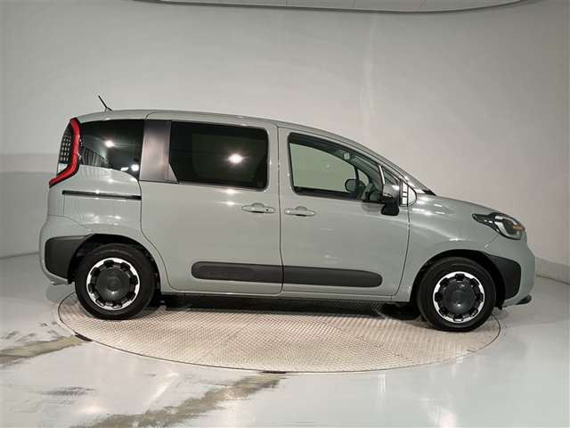 シエンタハイブリッド 1.5 Z E-Four 4WD