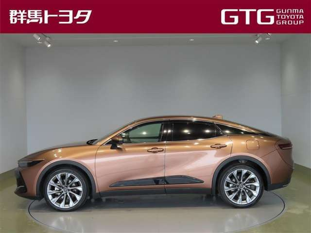 クラウンクロスオーバー2.5 G アドバンスト レザー パッケージ E-Four 4WD