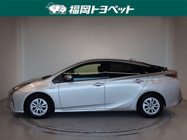 プリウス1.8 S