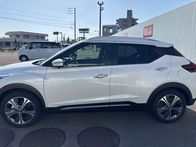 キックス1.2 X FOUR スタイルエディション(e-POWER) 4WD