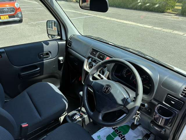 バモスホビオバンプロ 4WD