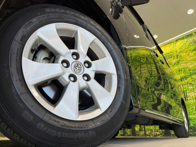 �y����16�C���`�A���~�z�C�[���z�O�ςɃ}�b�`���������A���~�z�C�[���𑕒����Ă���܂��B�e��ЊO�A���~�z�C�[����A�X�^�b�h���X�^�C�����戵�����Ă���܂��B���񂲑��k����������