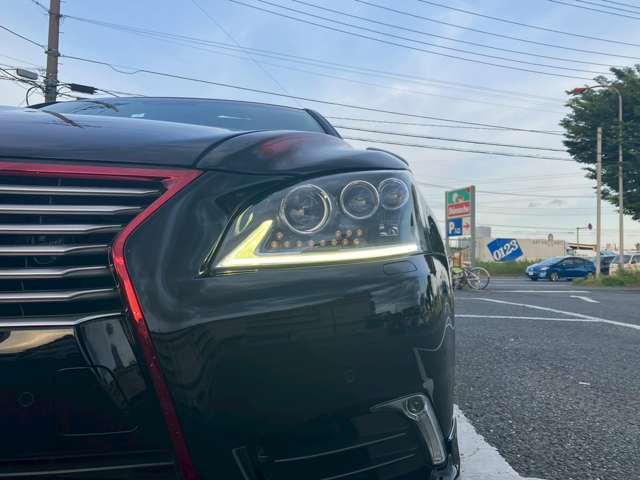 気になるお車がありましたら右の電話番号から直接お店にお問い合わせください。支払方法から車両情報、状態までなんでもご説明させて頂きます。スタッフ一同ご連絡お待ちしております。