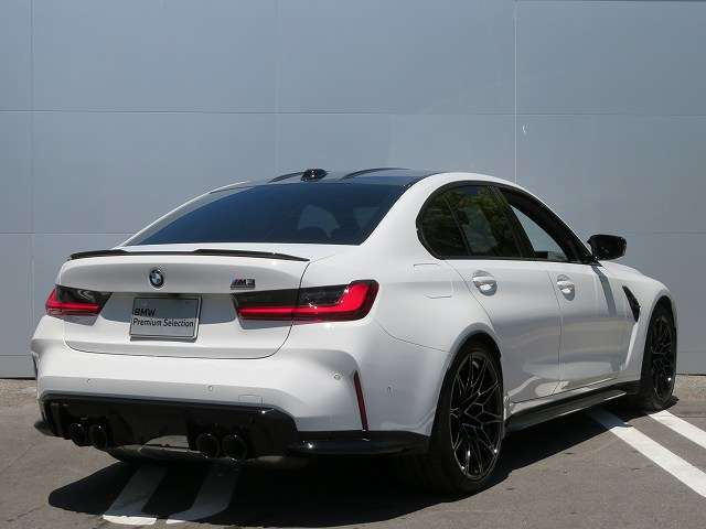 M3セダン