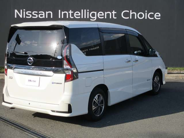 セレナ1.2 e-POWER ハイウェイスターV