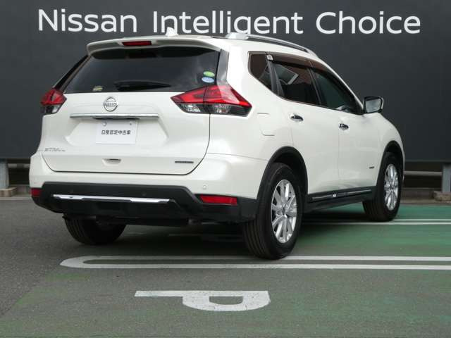 エクストレイル2.0 20Xi ハイブリッド 4WD