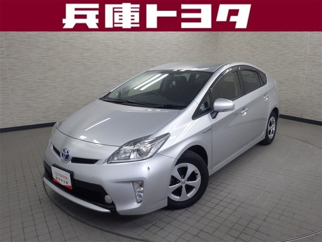 プリウス1.8 S
