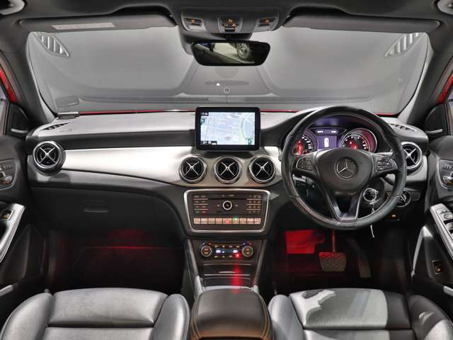 GLAクラスGLA220 4マチック 4WD