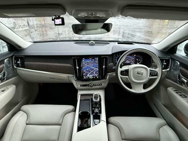 S90