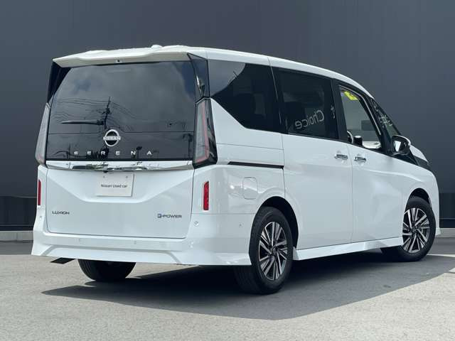 セレナ1.4 e-POWER ルキシオン