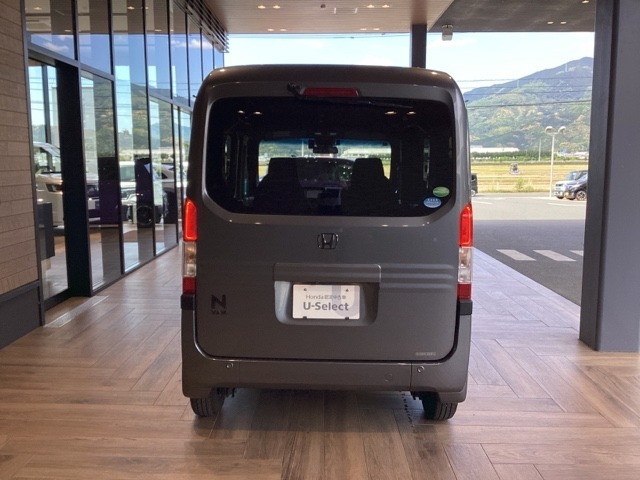 N-VAN+スタイル ファン 4WD