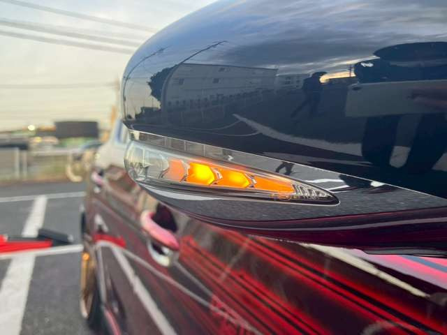 気になるお車がありましたら右の電話番号から直接お店にお問い合わせください。支払方法から車両情報、状態までなんでもご説明させて頂きます。スタッフ一同ご連絡お待ちしております。