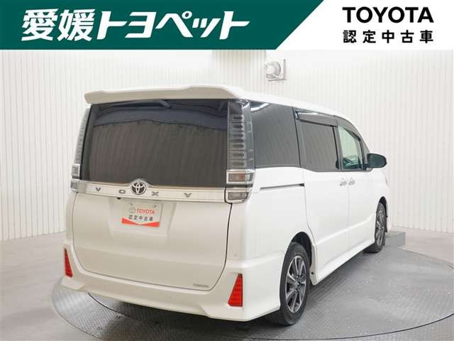 ヴォクシー2.0 ZS 煌III