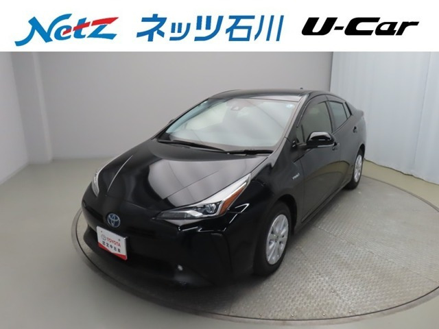 プリウス1.8 S E-Four 4WD