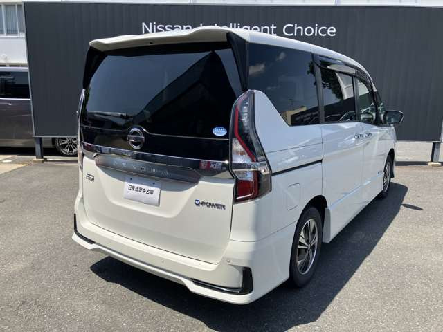 セレナ1.2 e-POWER ハイウェイスターV