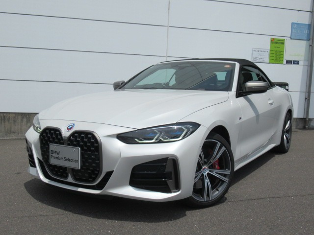 4シリーズカブリオレM440i Xドライブ 4WD