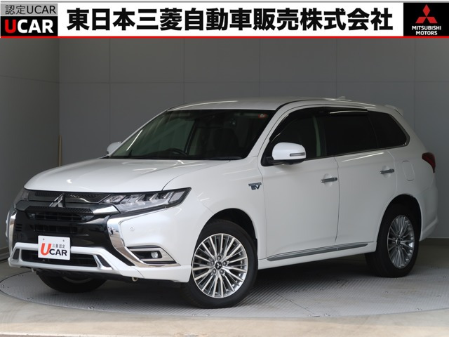 アウトランダーPHEV2.4 G プラスパッケージ 4WD