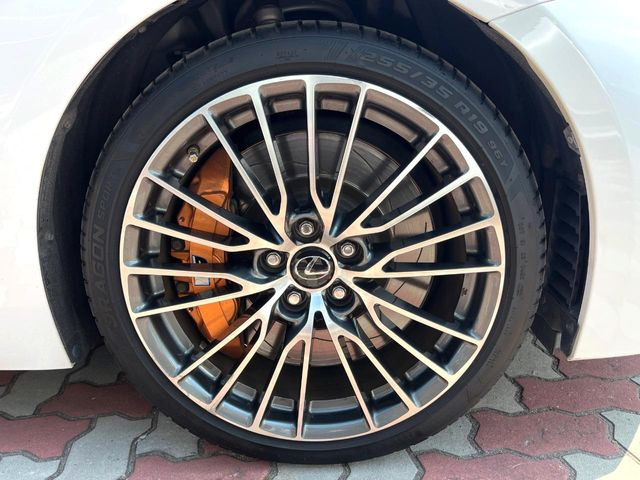 �y�����I�v�V����19�C���`�A���~�z�C�[���z�����I�v�V�����z�C�[���𑕒��B���s���\�̌���ɉ����A�O�ς����X�^�C���b�V���ɂȂ��Ă��܂��B