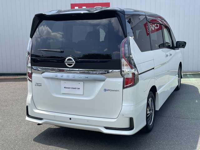 セレナ1.2 e-POWER ハイウェイスターV