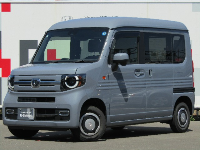 N-VAN+スタイル ファン 4WD