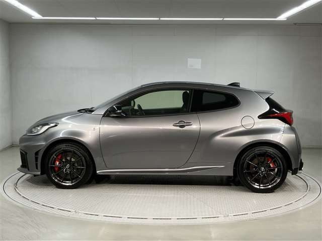 GRヤリス1.6 RZ ハイ パフォーマンス 4WD