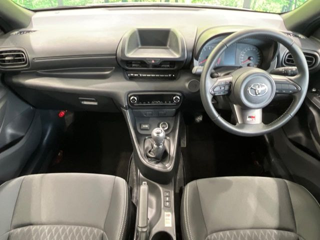 GRヤリス1.6 RC 4WD