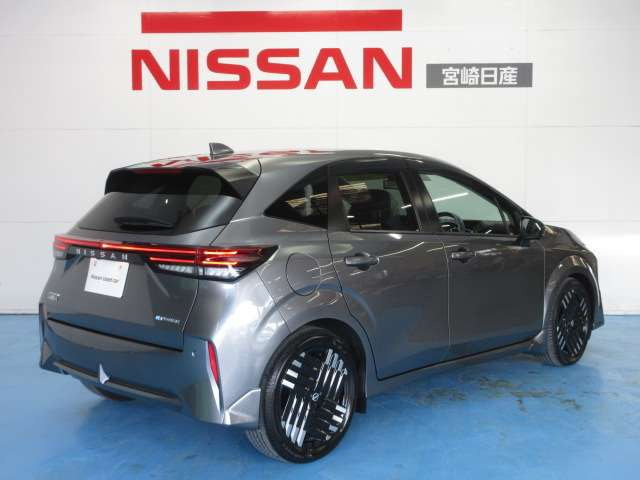 ノートオーラ1.2 G レザーエディション
