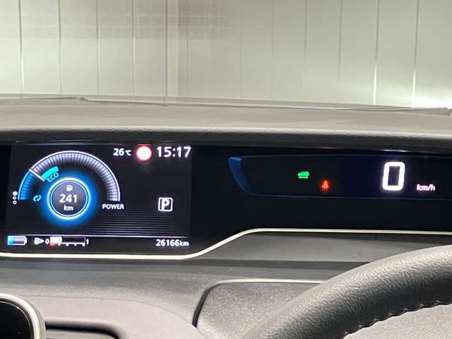 セレナ1.2 e-POWER ハイウェイスターV