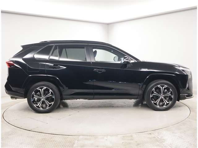 RAV42.5 プラグインハイブリッド Z E-Four 4WD