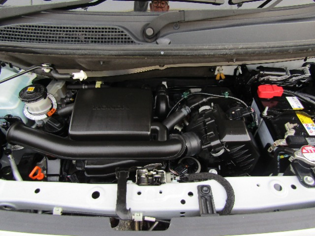 N-BOXL