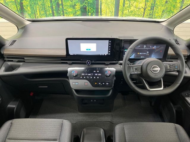 セレナ1.4 e-POWER ハイウェイスターV