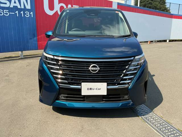 セレナ1.4 e-POWER ハイウェイスターV