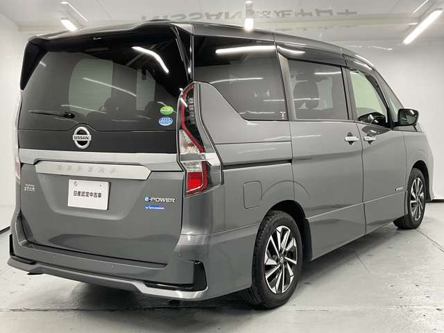 セレナ1.2 e-POWER ハイウェイスターV
