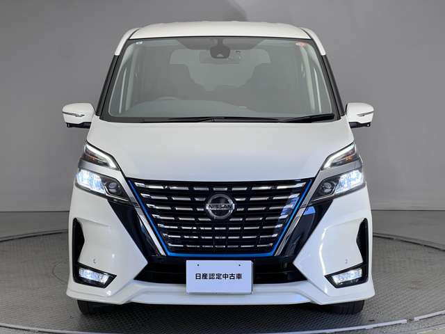 セレナ1.2 e-POWER ハイウェイスターV