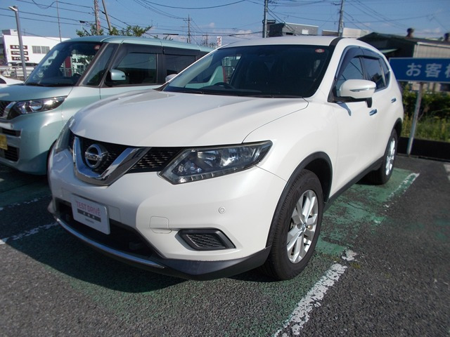 エクストレイル2.0 20X エマージェンシーブレーキパッケージ 3列車