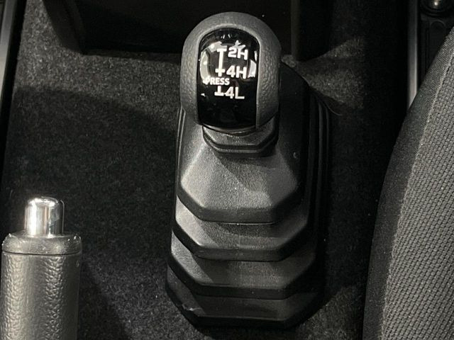 ジムニーシエラ1.5 JC 4WD