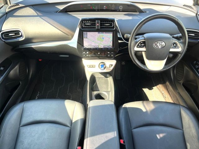 プリウス1.8 S ツーリングセレクション