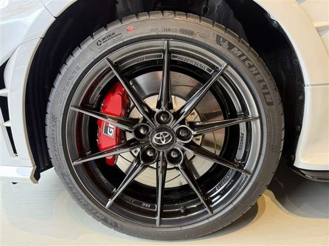 GRヤリス1.6 RZ ハイ パフォーマンス 4WD